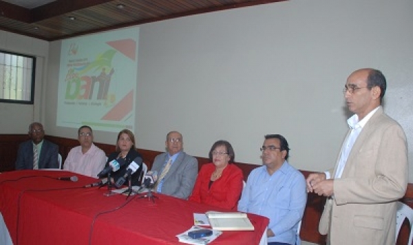 Feria multisectorial expo Baní 2014 promoverá el turismo y su economía