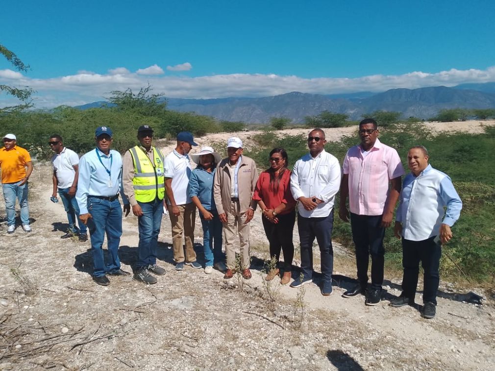 Los detalles de los proyectos a ejecutar los ofreció el director de Operaciones del Indrhi.