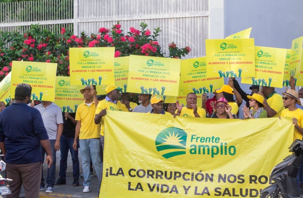 Frente Amplio exige castigo ejemplar para implicados en irregularidades del Senasa.