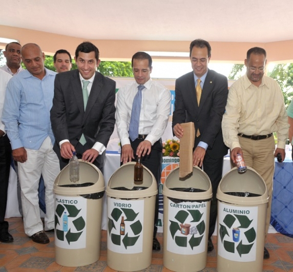 ASDE y EcoRED lanzan plan de reciclaje en Santo Domingo Este