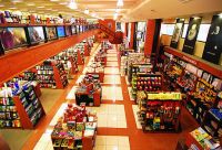 Librería Cuesta, es la más alta expresión de librería en Santo Domingo.