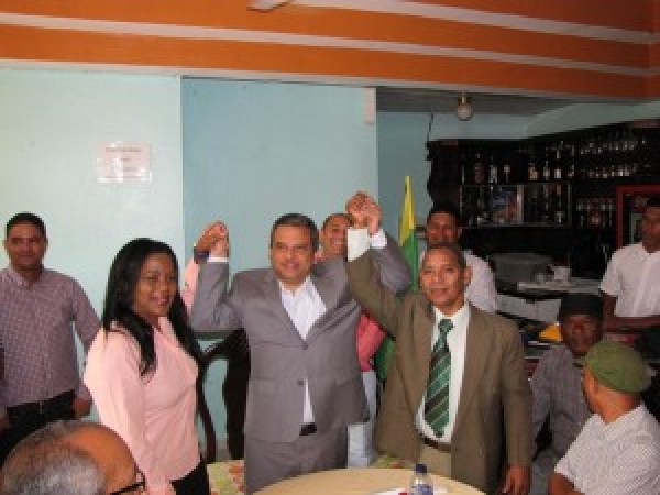 Falpo proclama candidato a alcalde de Barahona‏: 