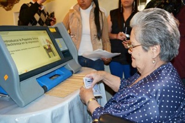 República Dominicana busca emular sistema de votación ecuatoriano
