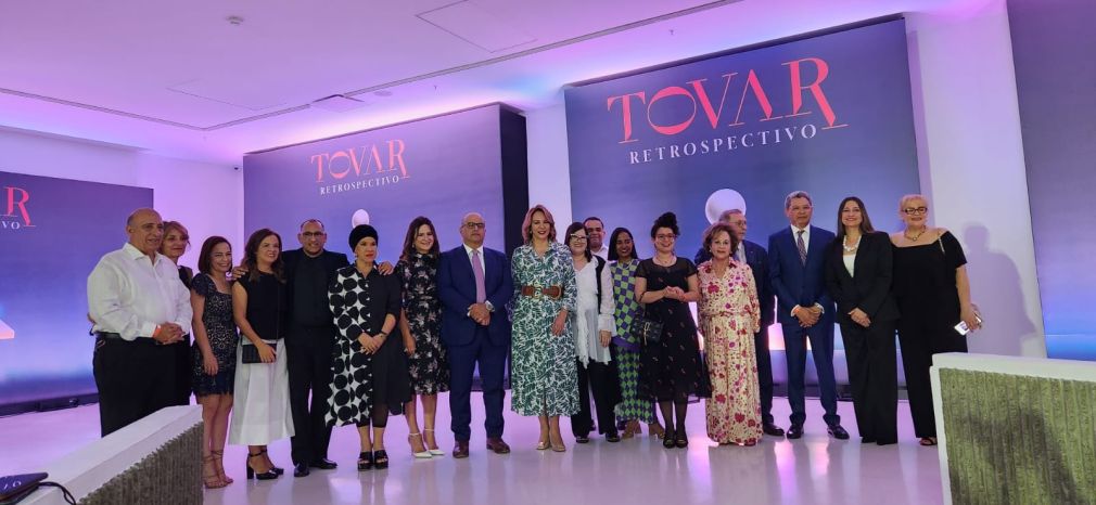 El acto de inauguración estuvo encabezado por los directivos de la Fundación Iván Tovar Daniela Tovar, María Castillo, Héctor José Rizek Sued y Yuri Ruiz e Isaac Rudman, por el Voluntariado del Museo de Arte Moderno, con la presencia Milagros Germán, Ministra de Cultura, Carlos Andújar Director General de Museos y Federico Fondeur, director del Museo de Arte Moderno.