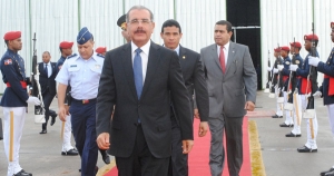 Medina viaja Cumbre de Petrocaribe en Nicaragua