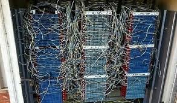 Negocios paralizados en Elías Piña por avería telefónica