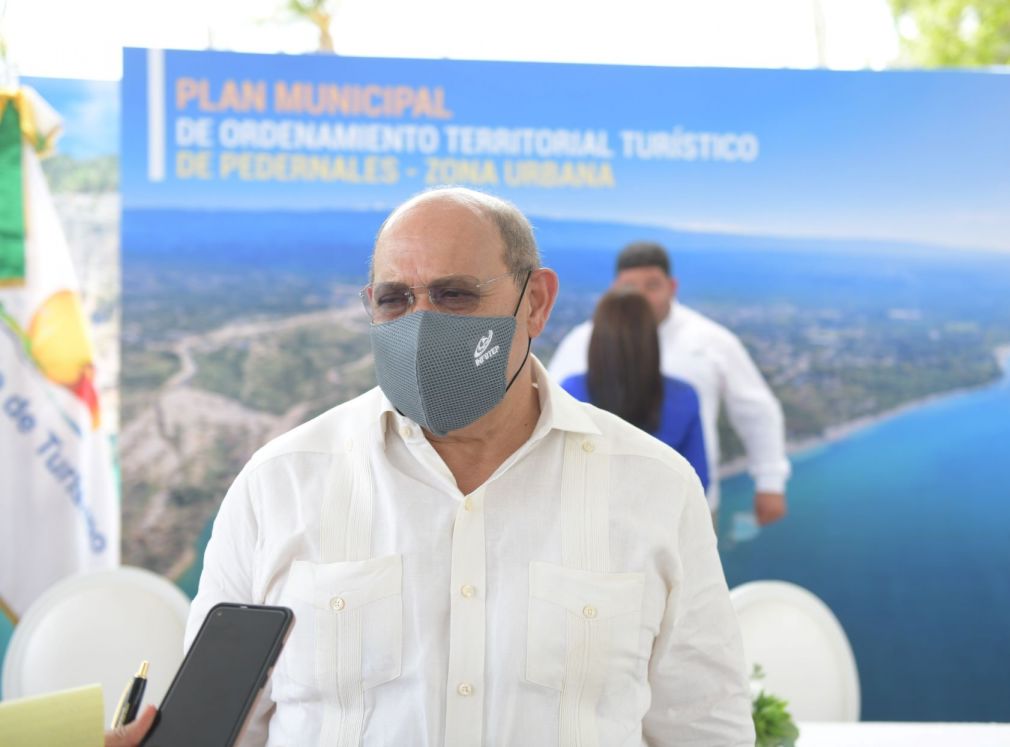 Rafael Santos Badía, director del Infotep, dijo que se implementarán acciones para dar respuesta al plan de desarrollo turístico de la zona.