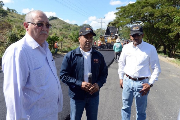 Ministerio de Obras Publicas entregará este mes asfaltado carretera El Seibo-Miches