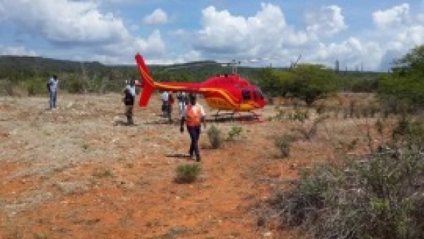 Helicóptero aterriza de emergencia por fallas mecánicas, en Oviedo, Pedernales: 