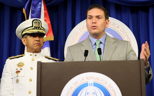 Colombia ofrece ampliar apoyo al país para fortalecer lucha contra narcotráfico