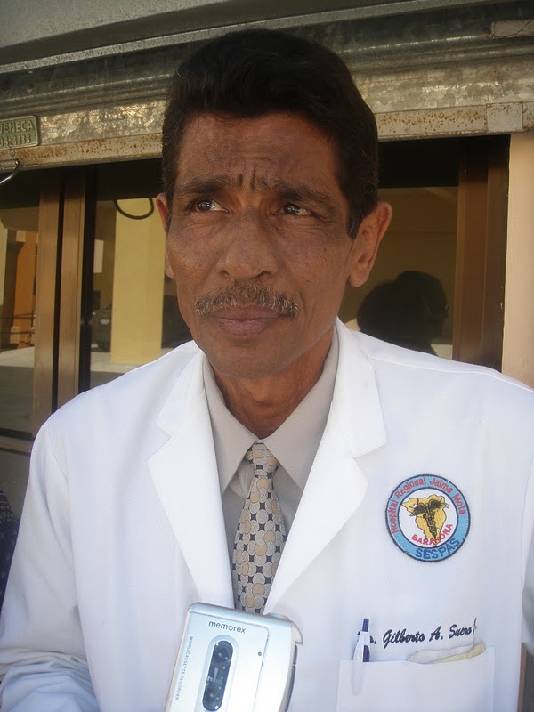 Dr. Gilberto Suero Cavallo, director del hospital regional universitario Jaime Mota.