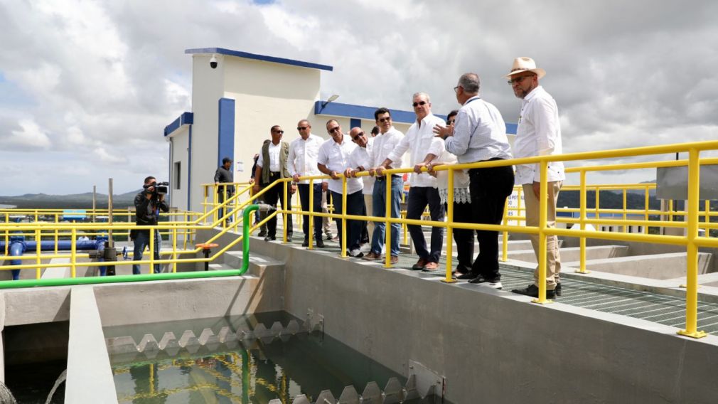 La obra fue inaugurada por el Presidente Luis Abinader y el director del Inapa, Wellington Arnaud.