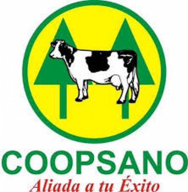 Coopsano entrega cuentas de ahorros a munícipes