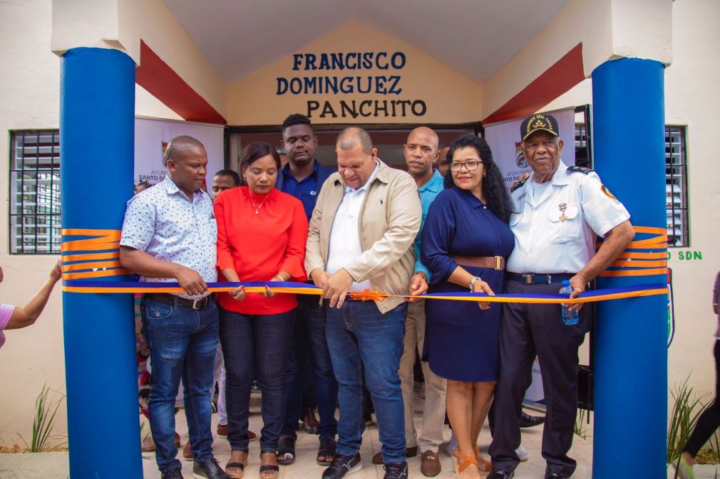 La obra lleva el nombre de exdirigente comunitario Francisco Domínguez (Panchito), quien en vida luchó por los intereses y el progreso de Brizas del Este.