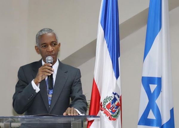 UNEV celebra 29 años de vida institucional; rector llama a celebrar con regocijo:
