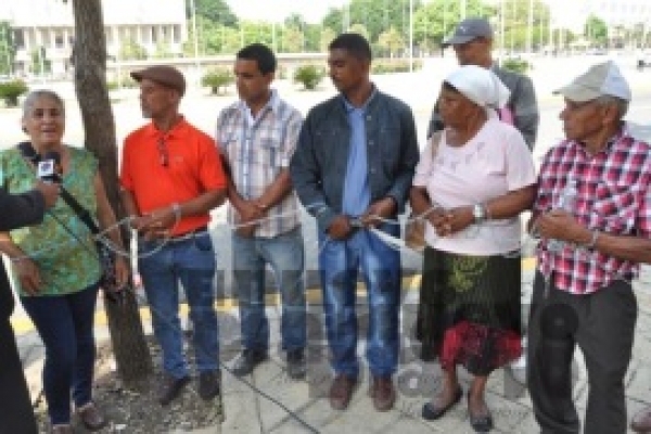 Campesinos desalojados en Cotuí piden al PE y al CN cumplan con reubicación