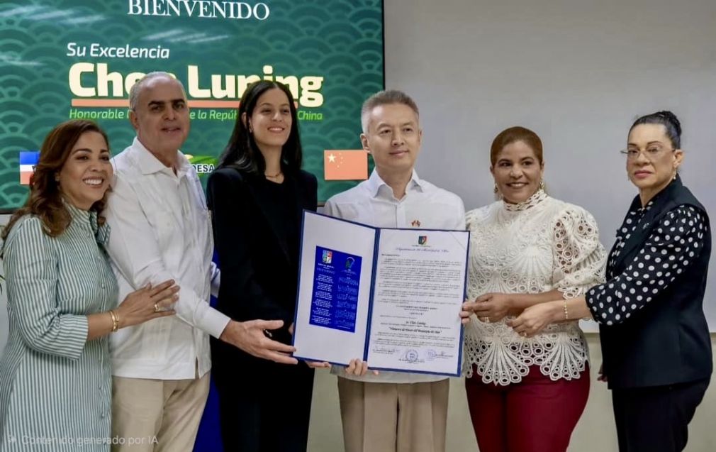 El embajador de China fortaleció la cooperación con los productores agrícolas de la Línea Noroeste.