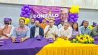 A la actividad asistieron miembros del Comité Central y dirigentes locales.