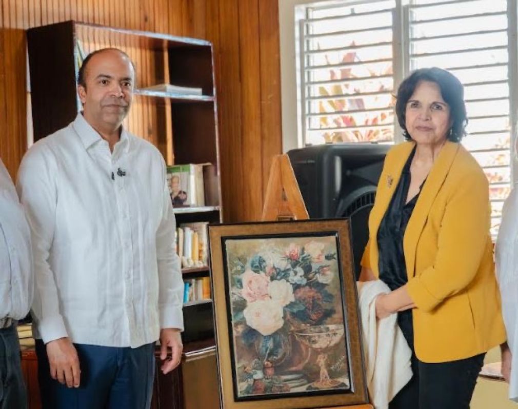 Samuel Pereyra y Minou Tavarez Mirabal.