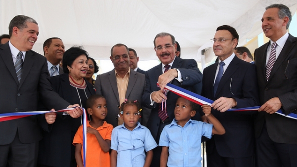 Medina entrega en Higüey 192 aulas que beneficiarán a 6,720 estudiantes