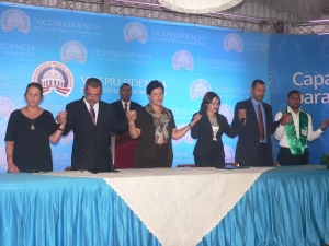 Uafam y vicepresisdencia firman convenio de cooperación en graducación : 