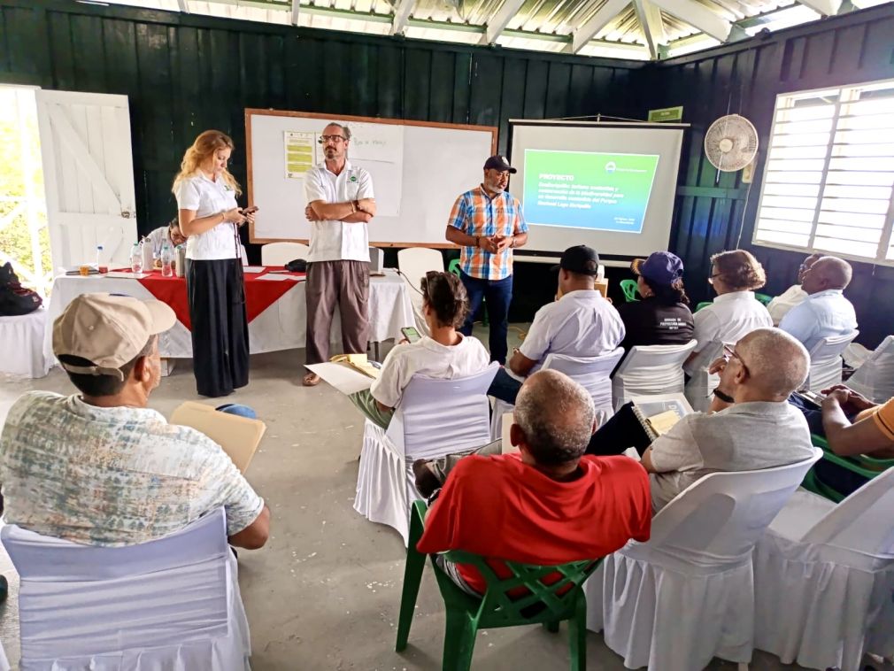  Organizaciones impulsan actualización del Plan de Manejo del Lago Enriquillo para fortalecer su biodiversidad y el bienestar local.