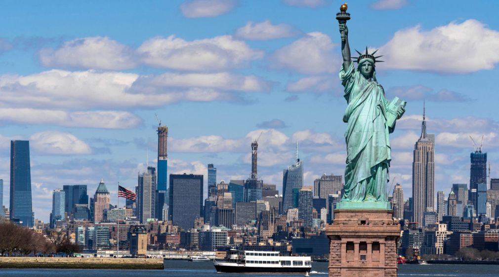 Vista de la estatua de la libertad de la Ciudad de Nueva York.