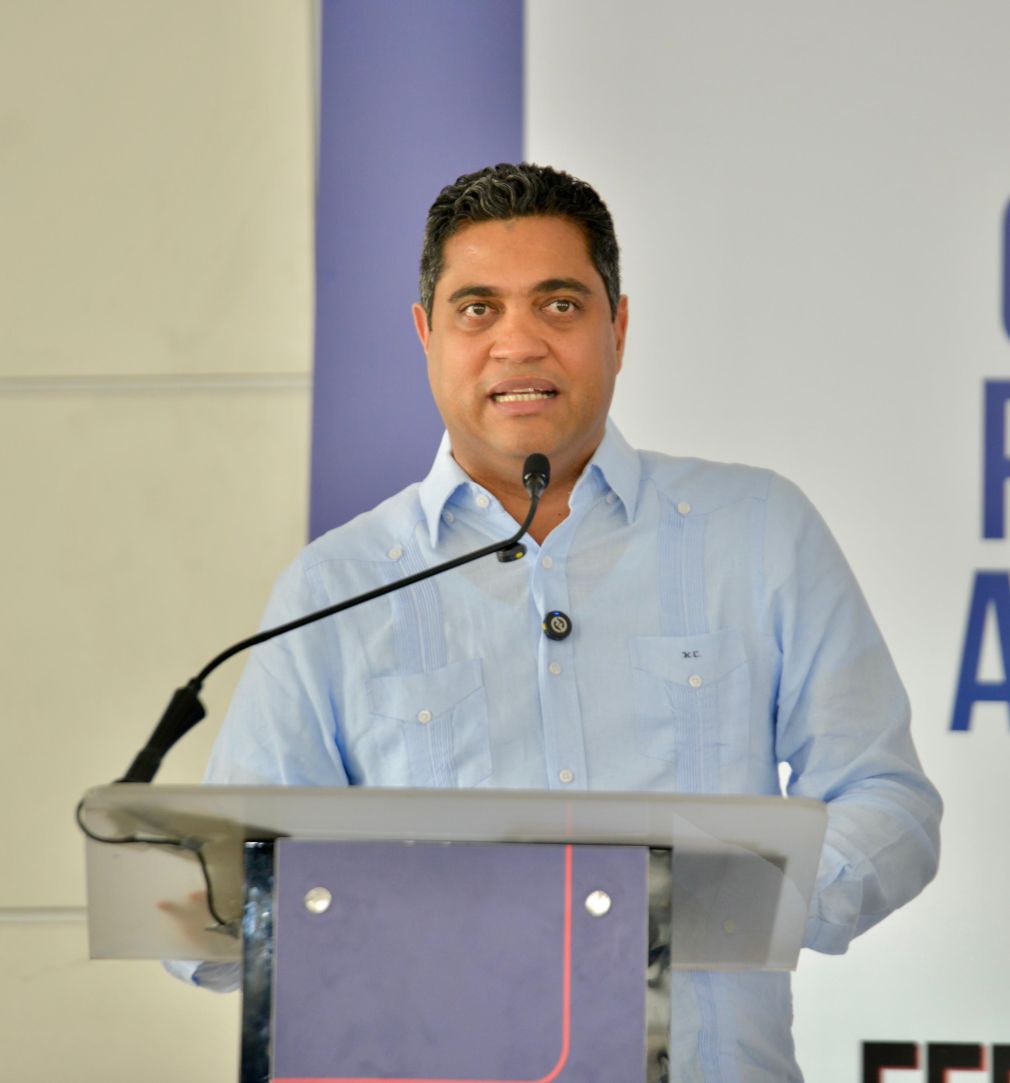 Kelvin Cruz confirmó el aumento de salarios a atletas del PARNI.