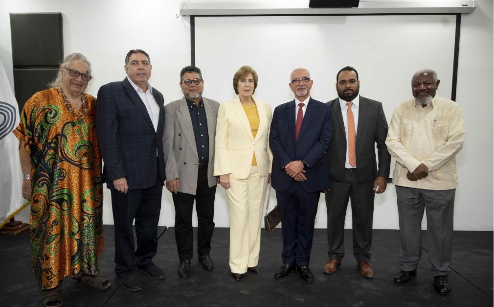 Dagoberto Tejada, Gamal Michelén, Carlos Andújar, Carmen Heredia, Wilson Radhamés Rodríguez, Mijail Peralta y Juan Freddy Armando.