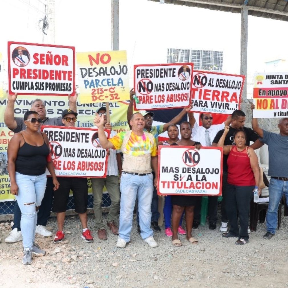  Frente Amplio, Alianza País y Opción Democrática respaldan lucha de desalojados en La Caleta.