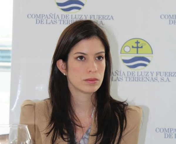Gerente general de Luz y Fuerza, ingeniera Alejandra Orsini