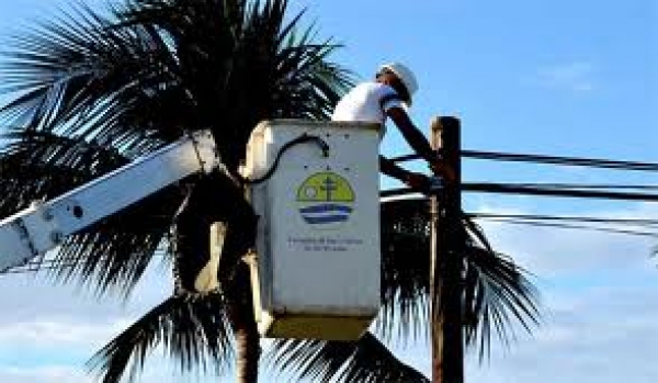 Compañía de Luz y Fuerza trabaja para normalizar servicio eléctrico:  