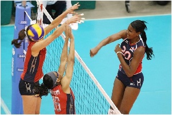 Sexteto de dominicanas gana plata en Continental NORCECA