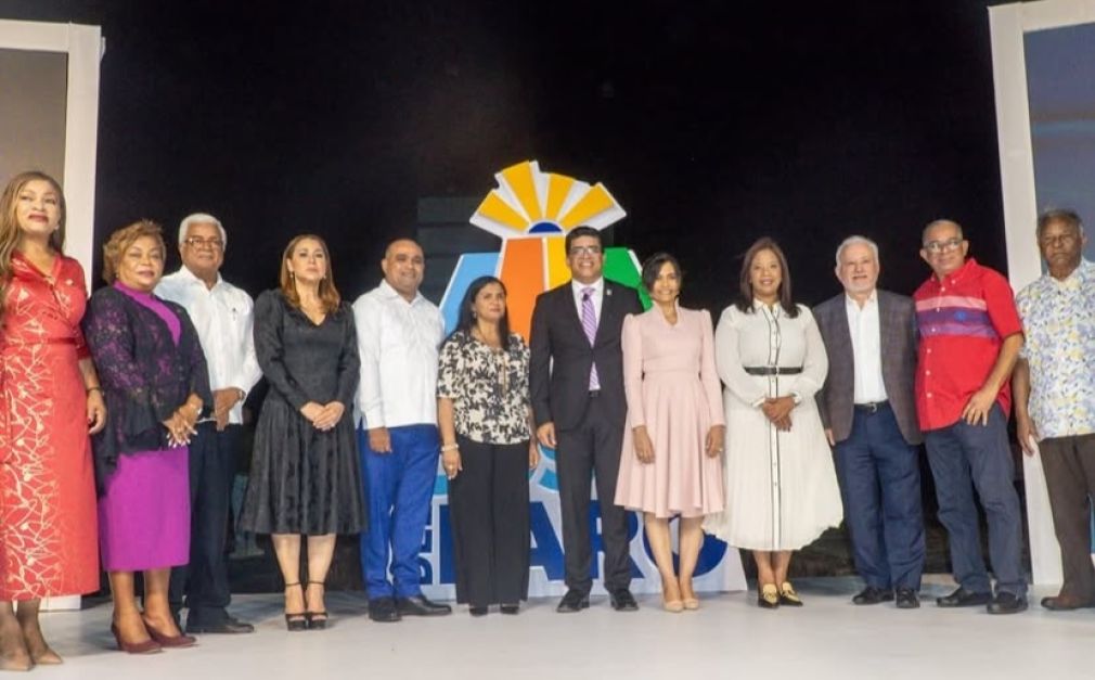 El alcalde Dío Astacio encabezó el lanzamiento de la marca ciudad “Costa del faro, gente que brilla”.
