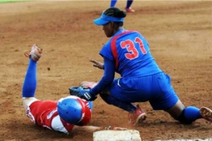 Softbol hará torneos molinete femenino juvenil en 14 provincias