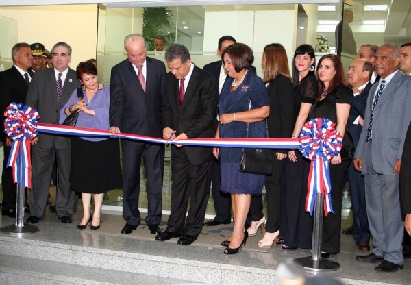 Inauguran oficinas de sede central Aduanas