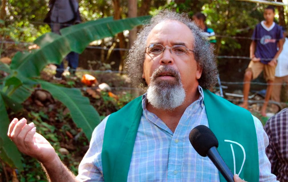 Rogelio Cruz afirma que en La Vega no hay autoridades y hay falta de liderazgo. (Foto: Fuente Externa).