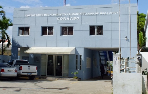 Clorifican acueductos de Boca Chica