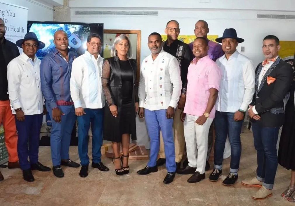 En este mes de julio inician las pasarelas por Venecia, Roma y Milán, en Italia, donde Polanco estará acompañado de la también diseñadora dominicana Giannina Azar. En el mes de octubre, el tour se trasladará a París, Madrid y Marruecos, donde además de las pasarelas, las chacabanas estarán en puntos estratégicos para poder ser adquiridas.