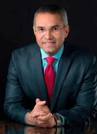 Néstor Estévez articulista.