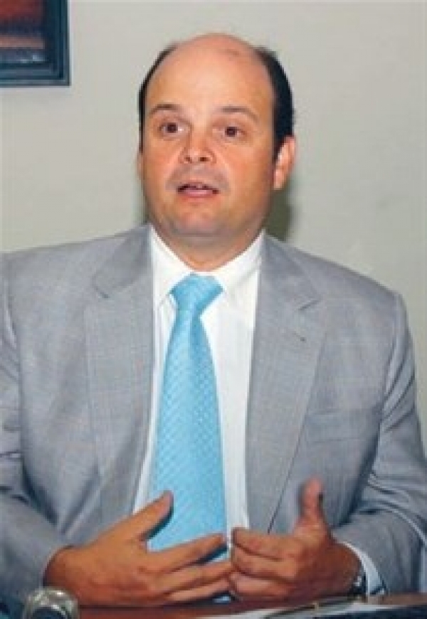 Antonio Ramos. 