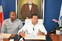 Alcalde de Samaná denuncia titulación irregular de terrenos con vocación turística.