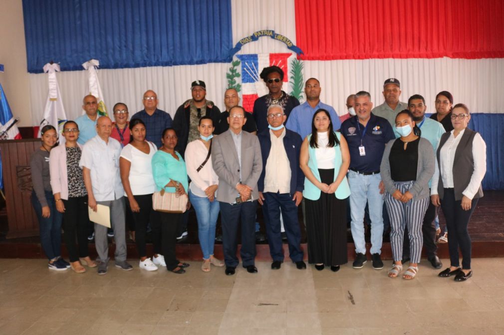 La coordinación de la actividad estuvo a cargo del Profesor William Hernández, Director de la UGAM de la alcaldía de San Francisco de Macoris bajo la supervisión de la Federación Dominicana de Municipios (Fedomu) en su regional Noreste.