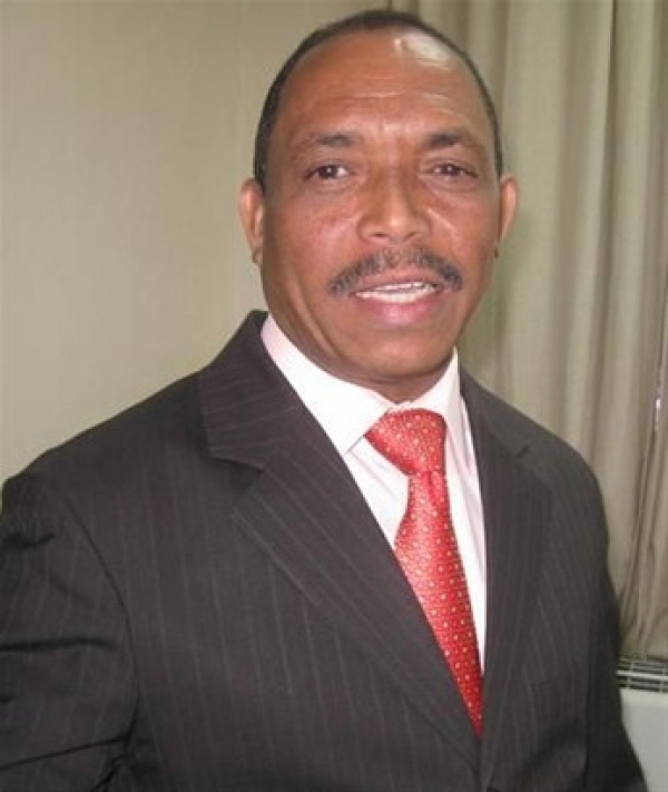 Julio César Díaz.