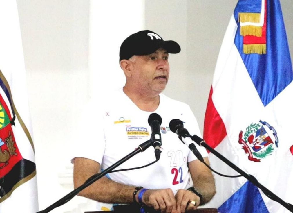 Presidente de la Asociación Dominicana de Regidores (Asodore), Robert Arias.