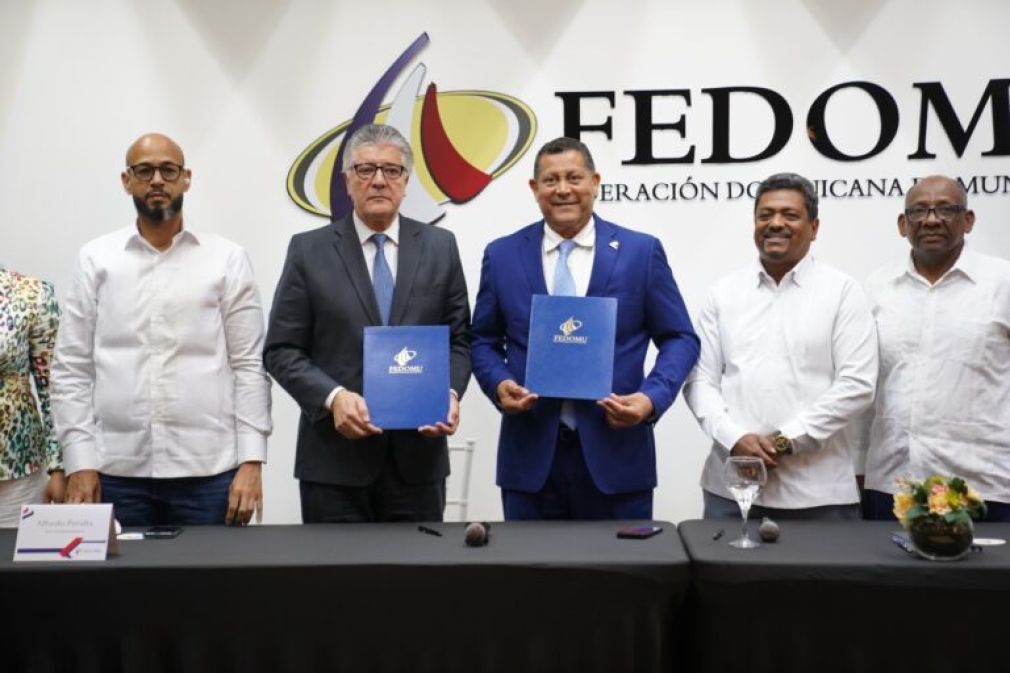 Fedomu y la Oficina de Reforma Penitenciaria buscan insertar internos a labores comunitarias.