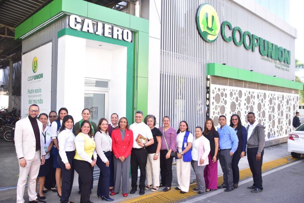 El cajero está ubicado en la sede central de la cooperativa.