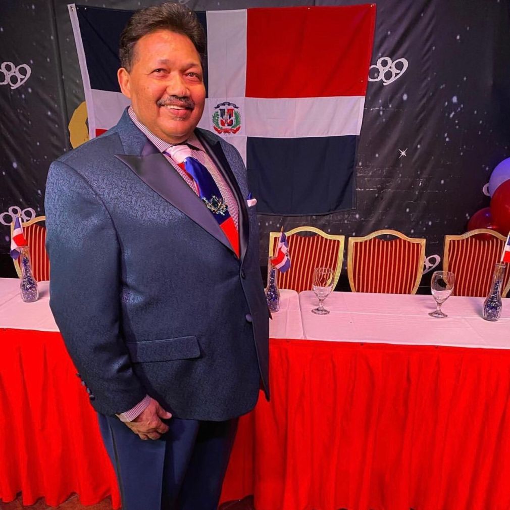 Felipe Febles anuncia  que la gala de la organización “La Gran Parada Dominicana del Bronx” será el 24 de julio 2024 en Marina Del Rey Caterers con la actuación especial del artista Raúl Acosta (Oro Solido).