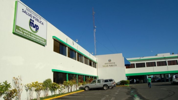 Salud Pública cierra dos clínicas en Samaná
