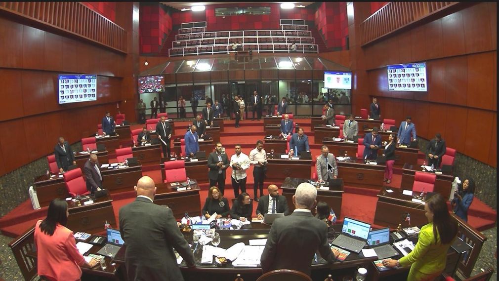 El pleno del Senado dio lectura íntegra a los 413 artículos que componen esta normativa, que constituye una transformación estructural del sistema penal dominicano.